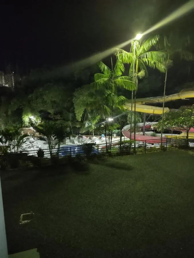 Golden Dolphin Flat Apart-Hotel Luxo Vista Piscinas E Parque Aquatico Brazil